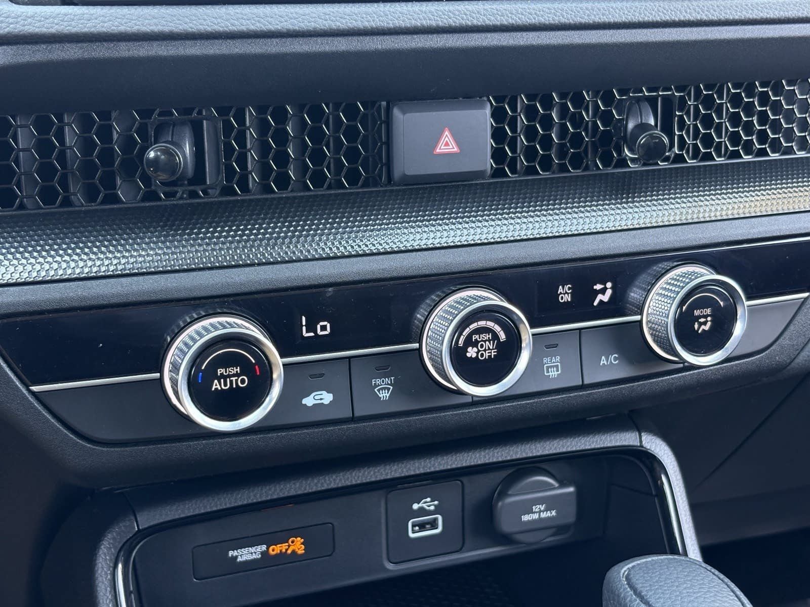 2024 Honda CR-V LX - Photo 24