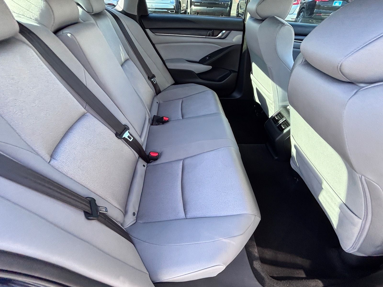 2018 Honda Accord Hybrid EX - Photo 15