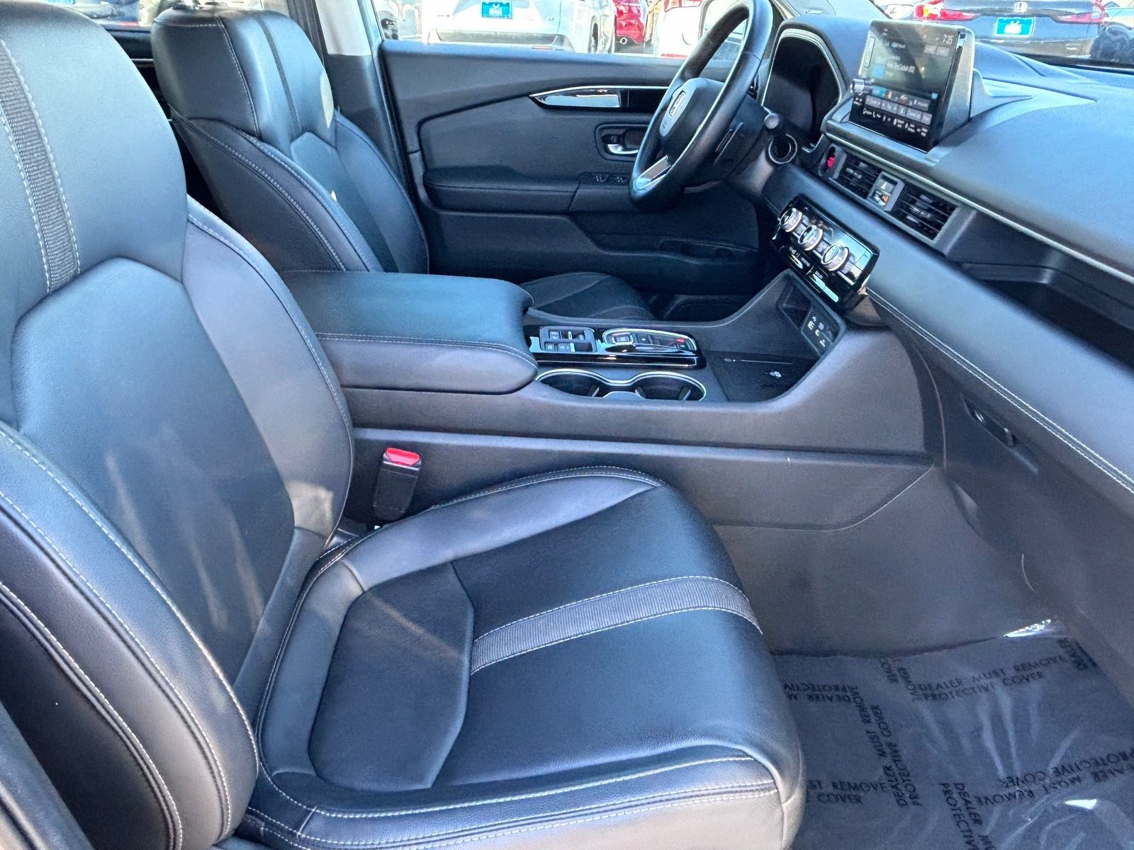 2025 Honda Pilot Touring - Photo 14