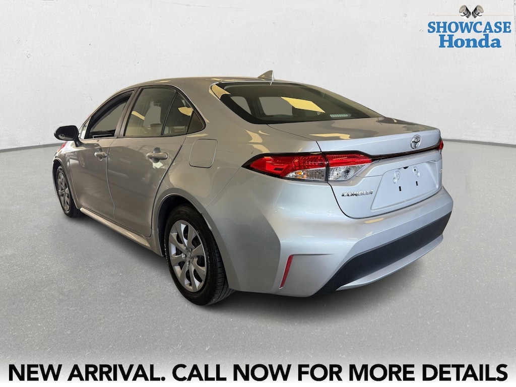 Used 2022 Toyota Corolla LE Sedan