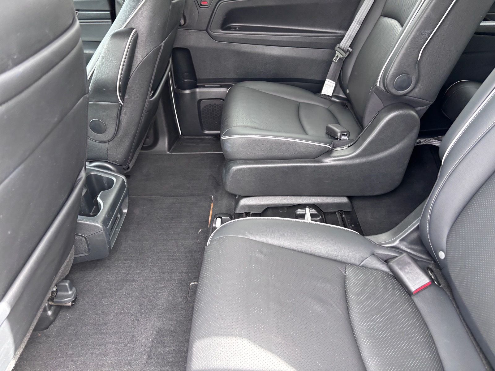 2024 Honda Odyssey Elite - Photo 16