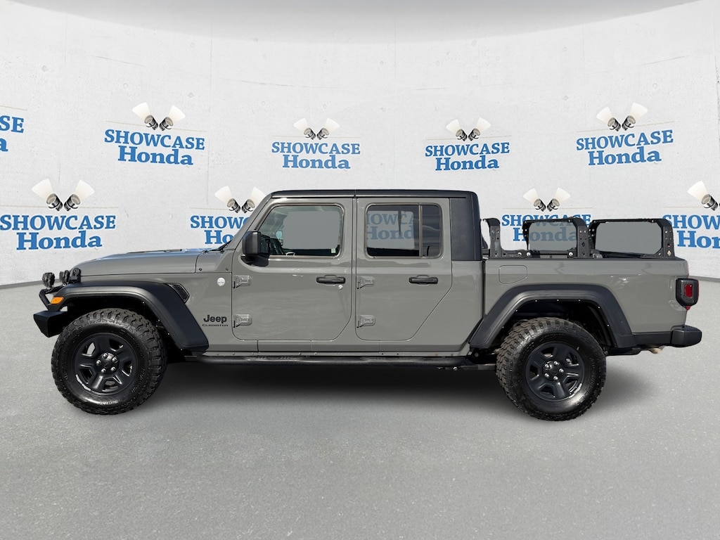 Used 2021 Jeep Gladiator Sport Truck Crew Cab