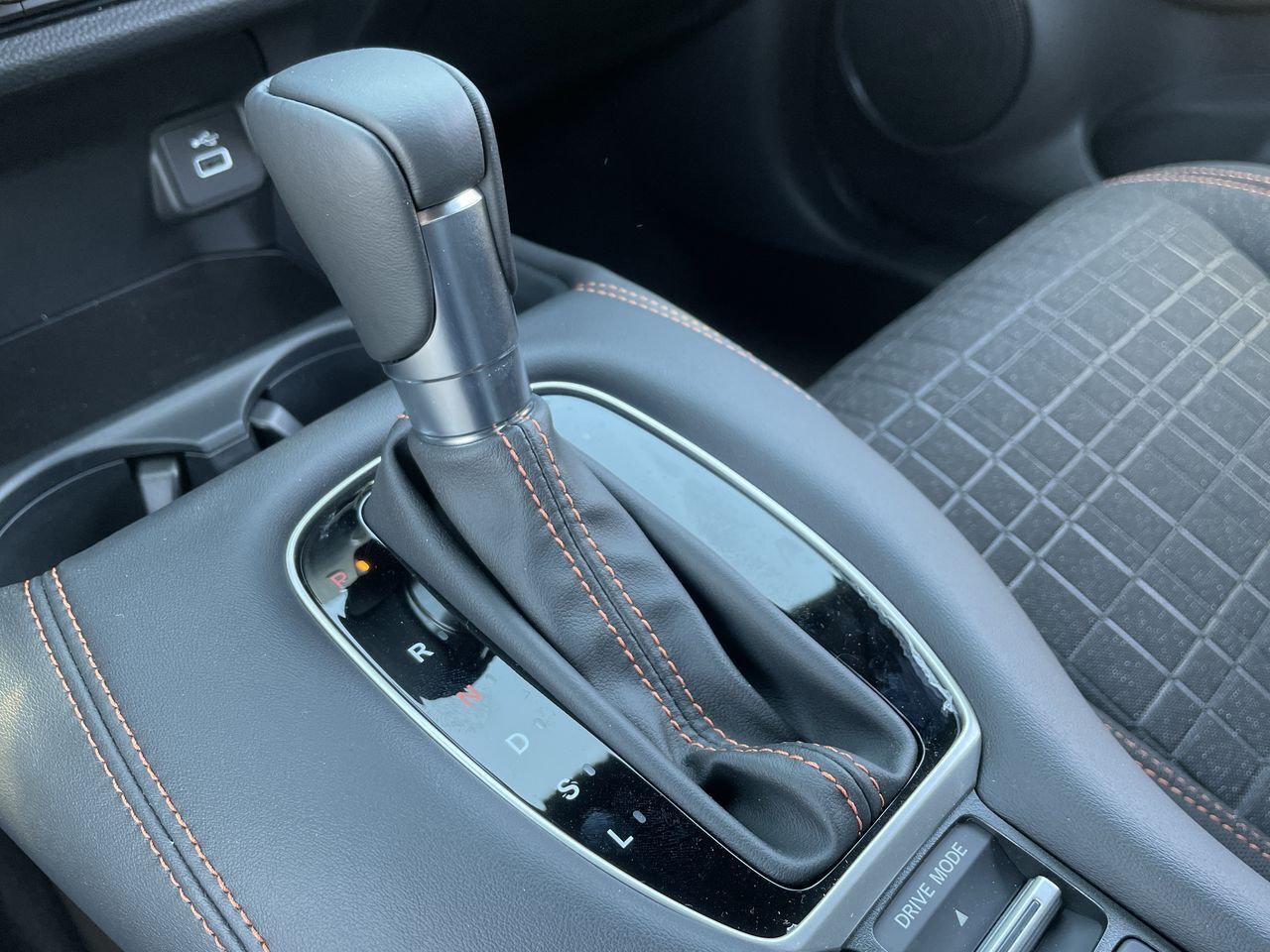 2025 Honda HR-V Sport - Photo 14