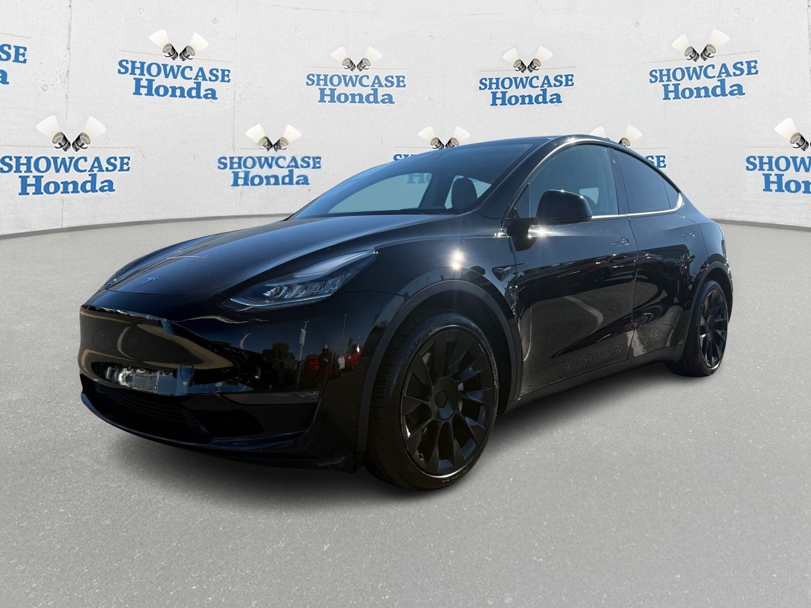 2020 Tesla Model Y Long Range photo 2