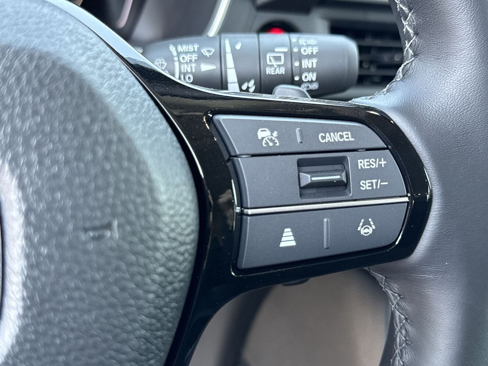 2025 Honda Pilot EX-L - Photo 15