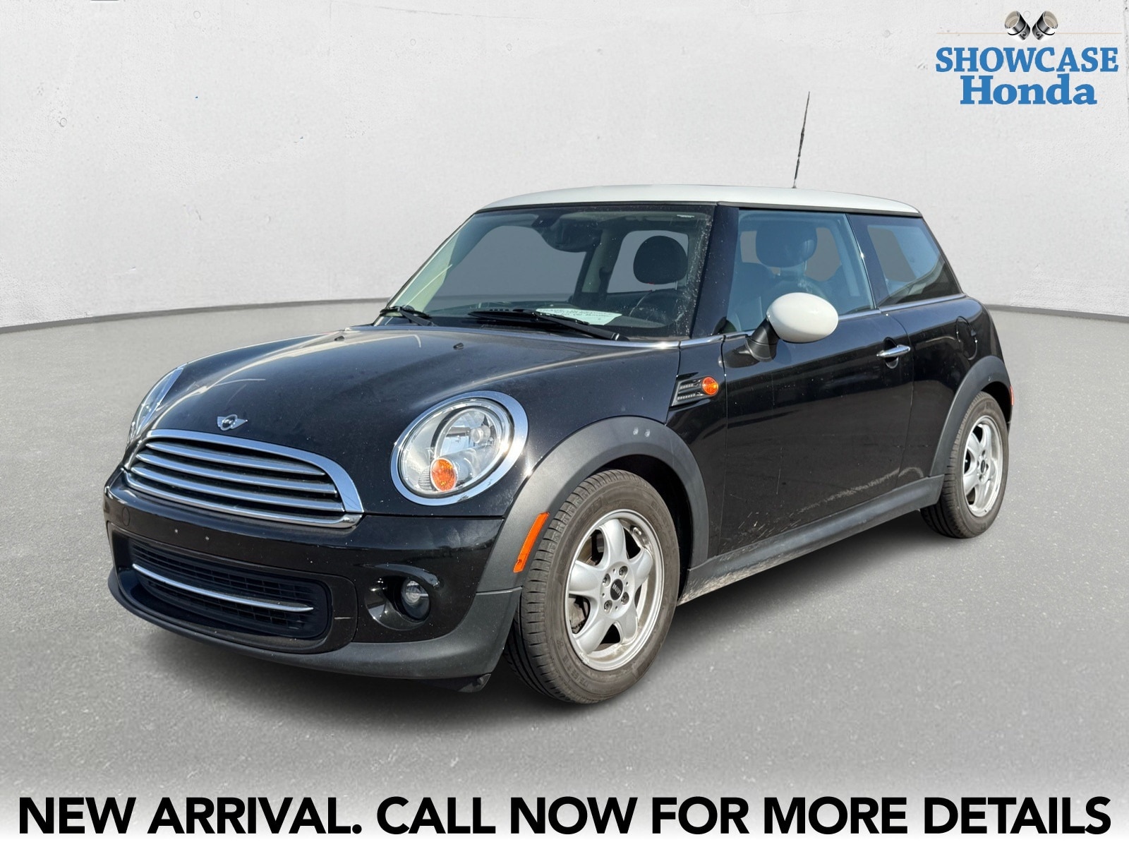 Used 2011 MINI Cooper Base with VIN WMWSU3C58BT099638 for sale in Phoenix, AZ
