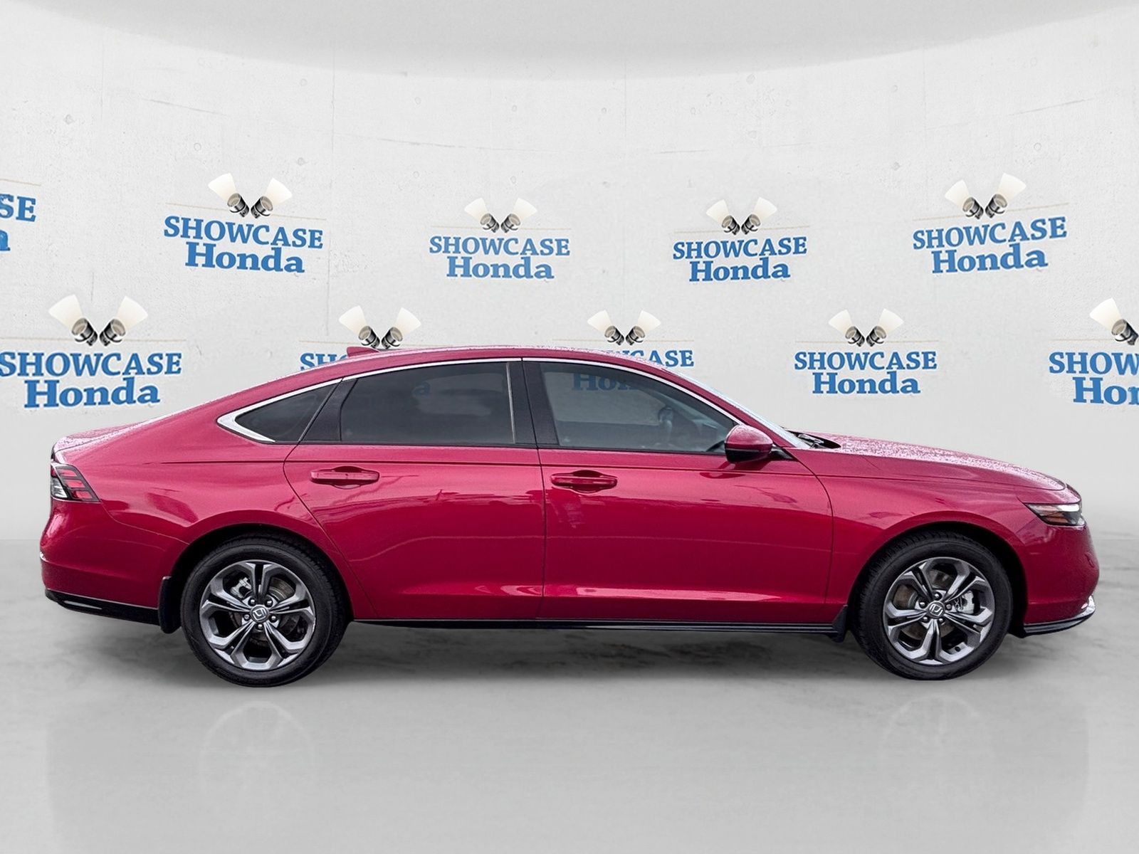 2025 Honda Accord Hybrid EX-L - Photo 9