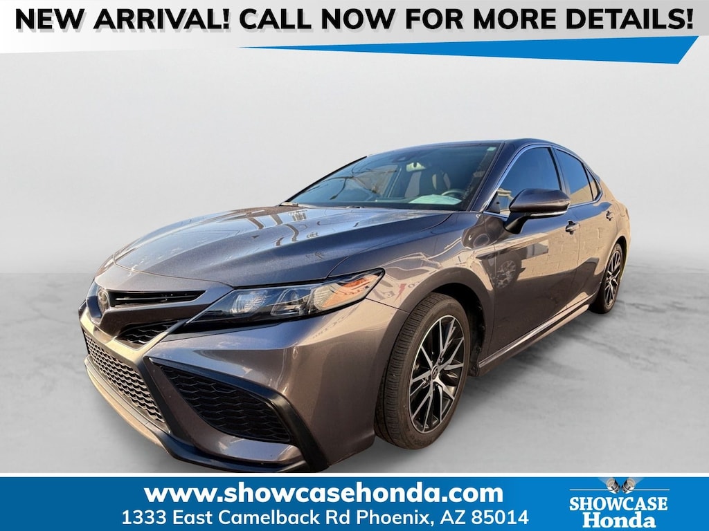 Used 2023 Toyota Camry SE Sedan