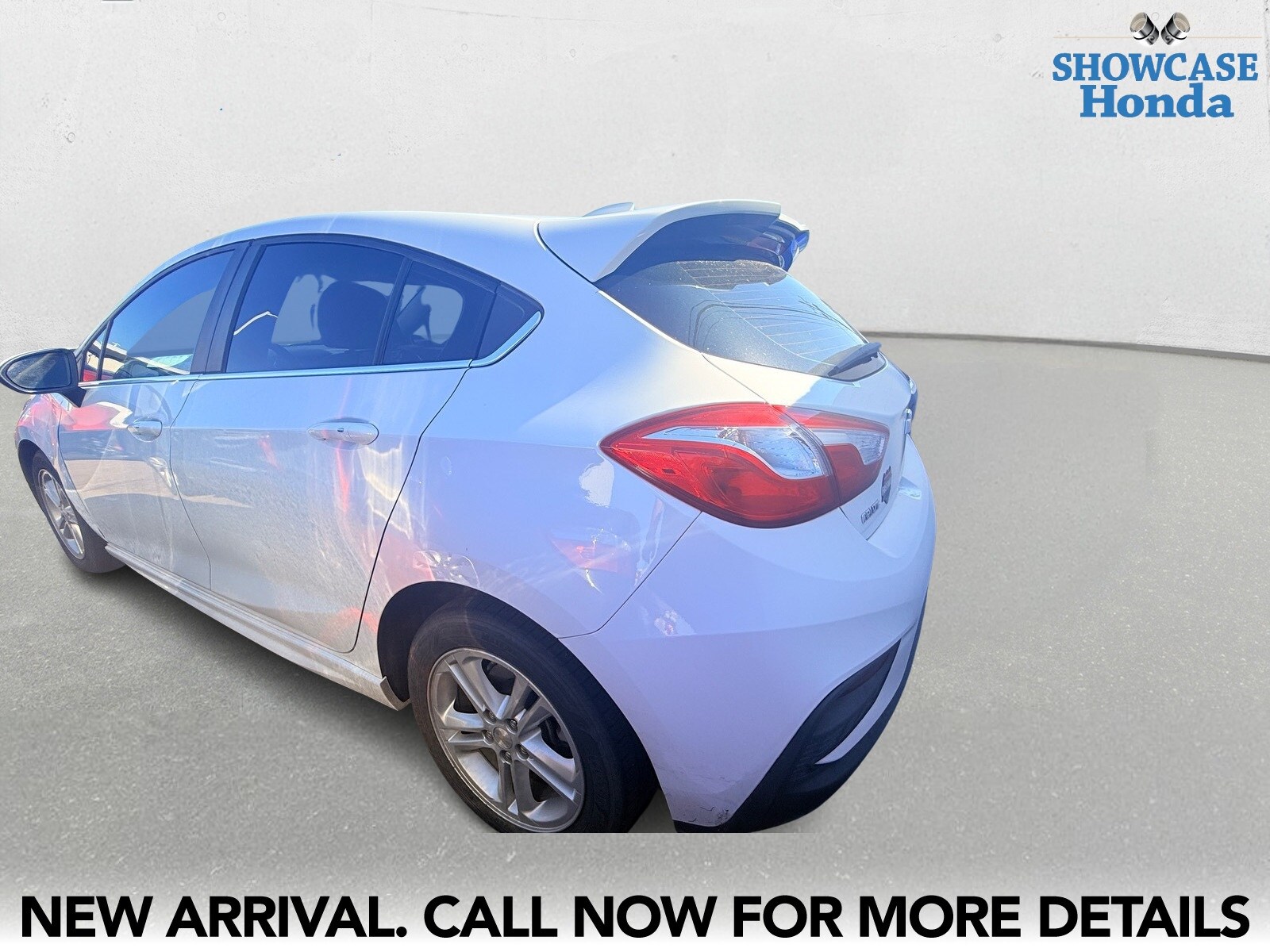 2018 Chevrolet Cruze LT photo 4