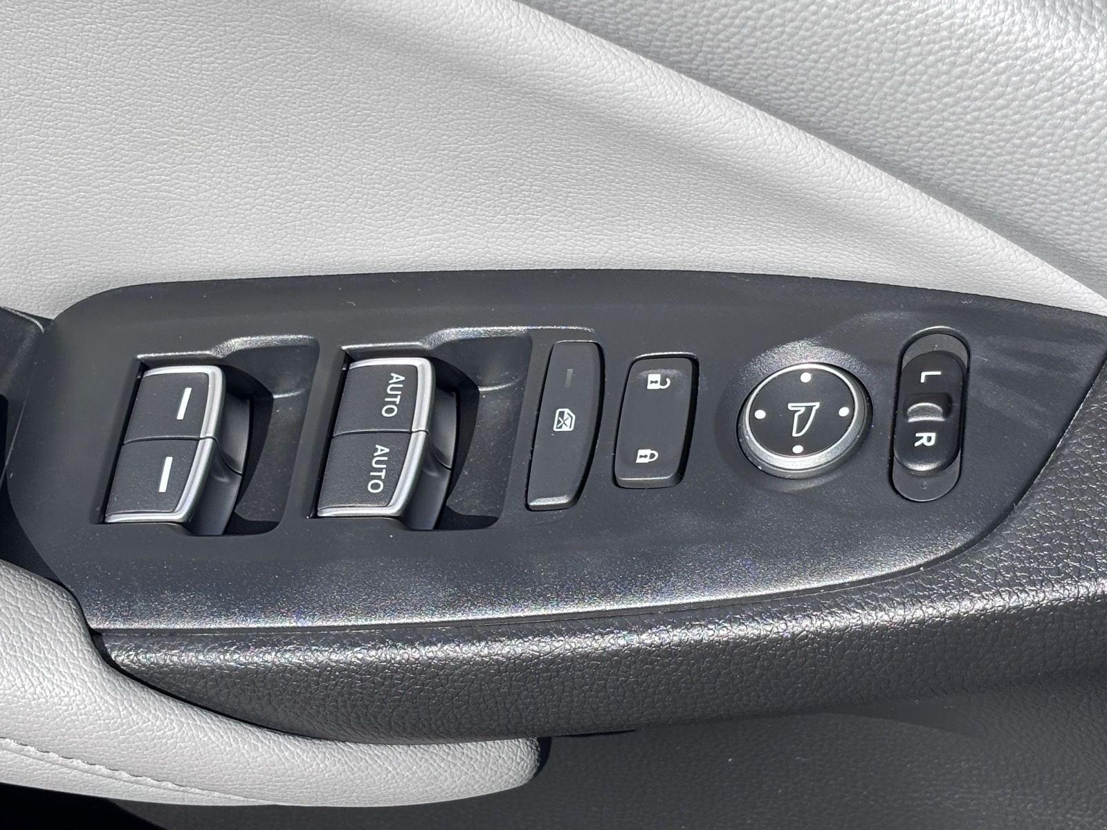 2018 Honda Accord Hybrid EX - Photo 21