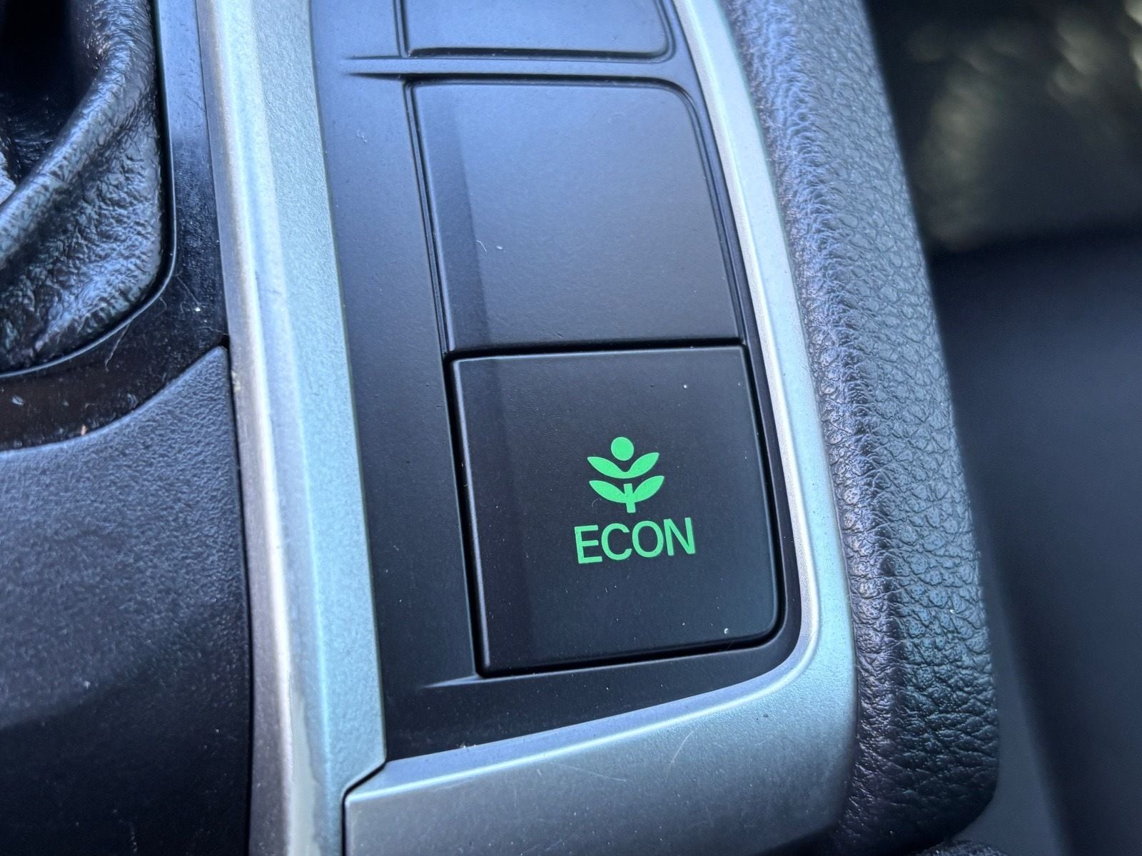 2019 Honda Civic LX - Photo 31