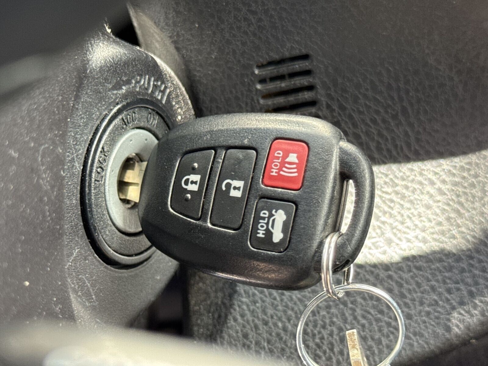 Image 23 of 2017 Toyota Corolla