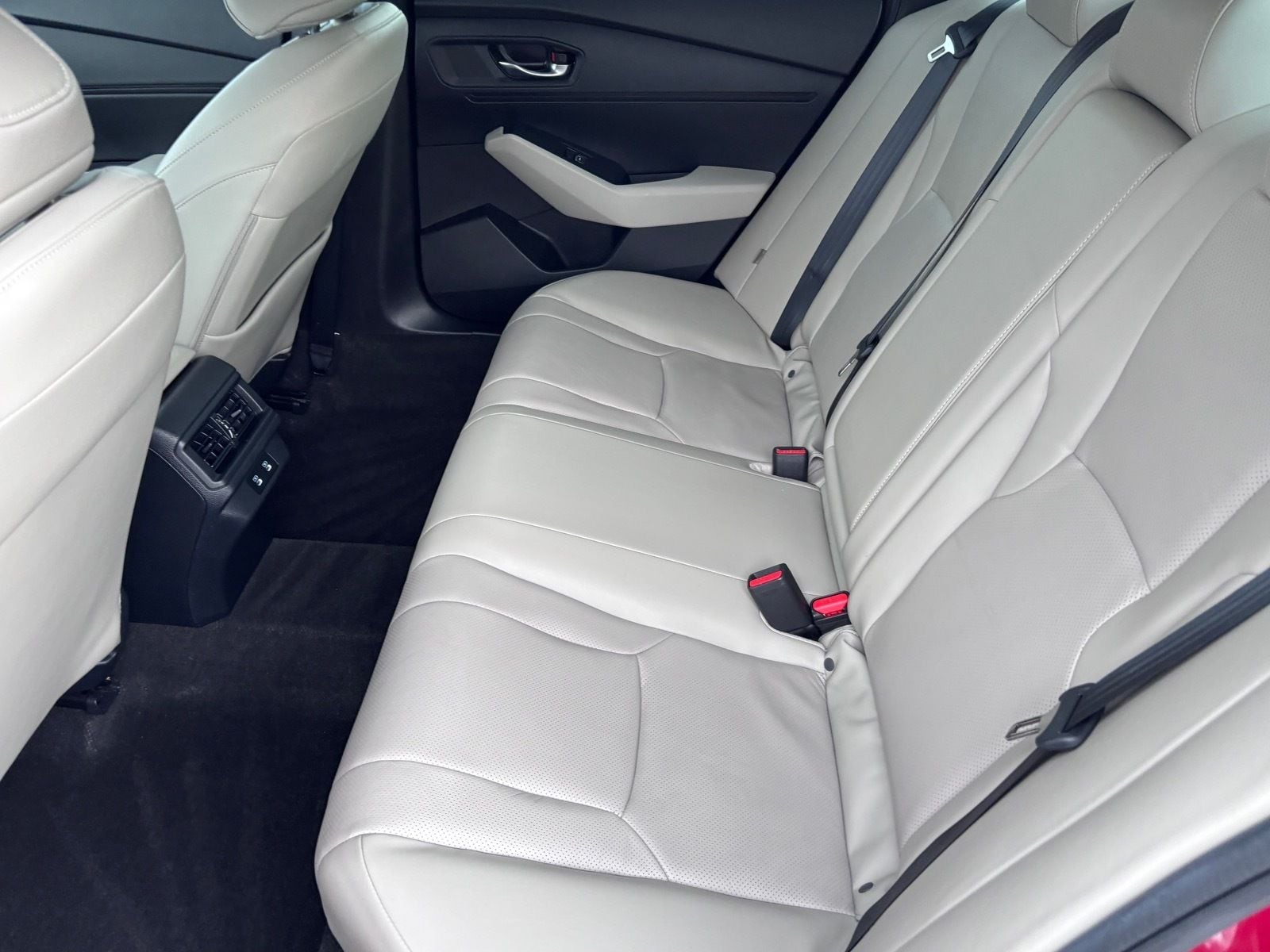 2025 Honda Accord Hybrid EX-L - Photo 16