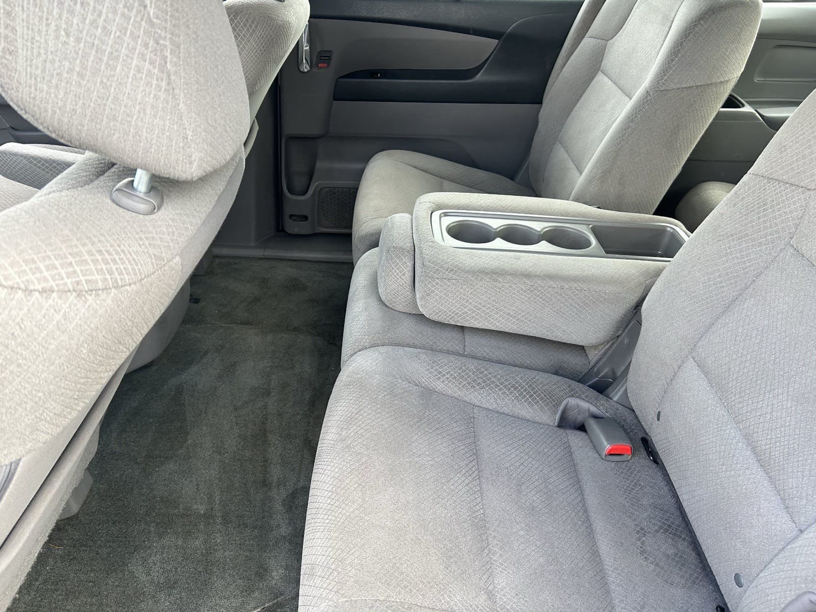 2016 Honda Odyssey EX - Photo 18
