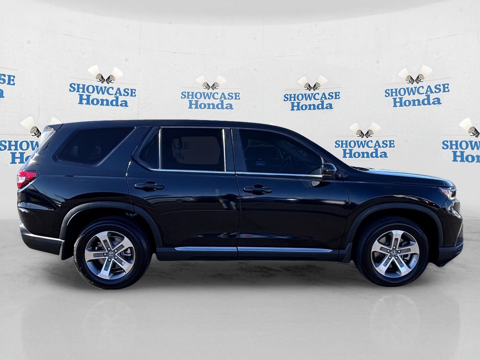 2023 Honda Pilot EX-L - Photo 9