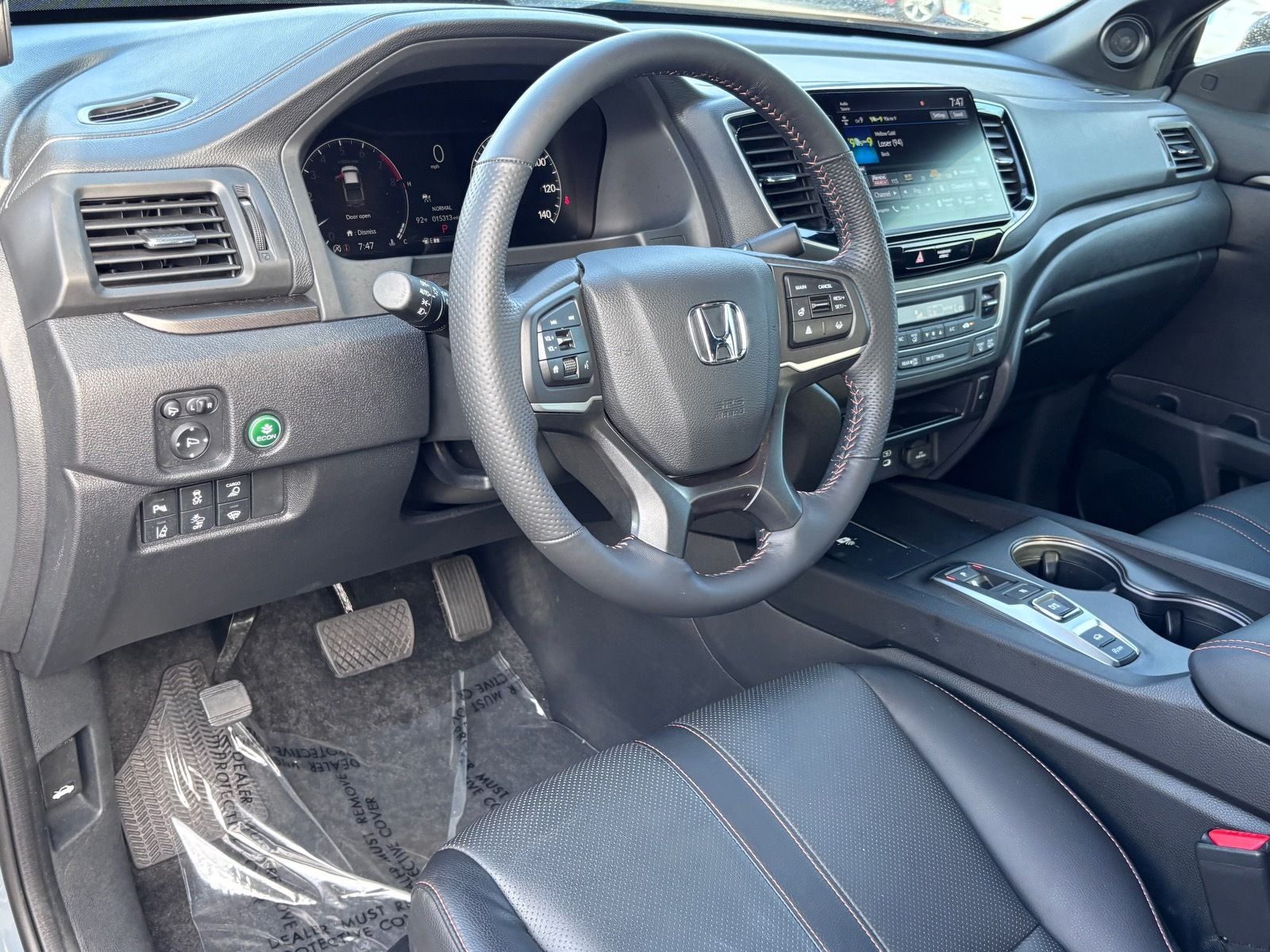 2025 Honda Ridgeline TrailSport - Photo 17