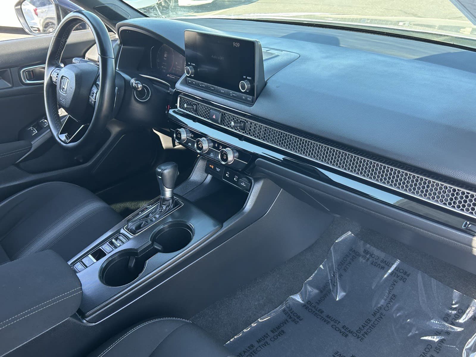 2025 Honda Civic Sport - Photo 15
