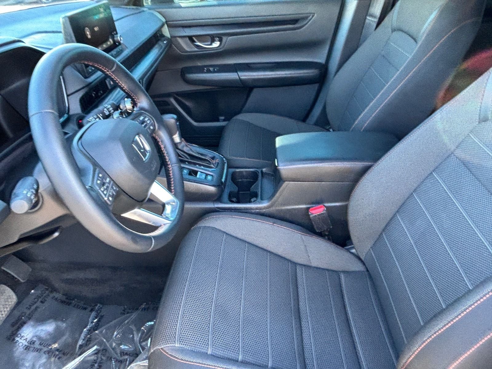 2025 Honda CR-V Sport - Photo 18