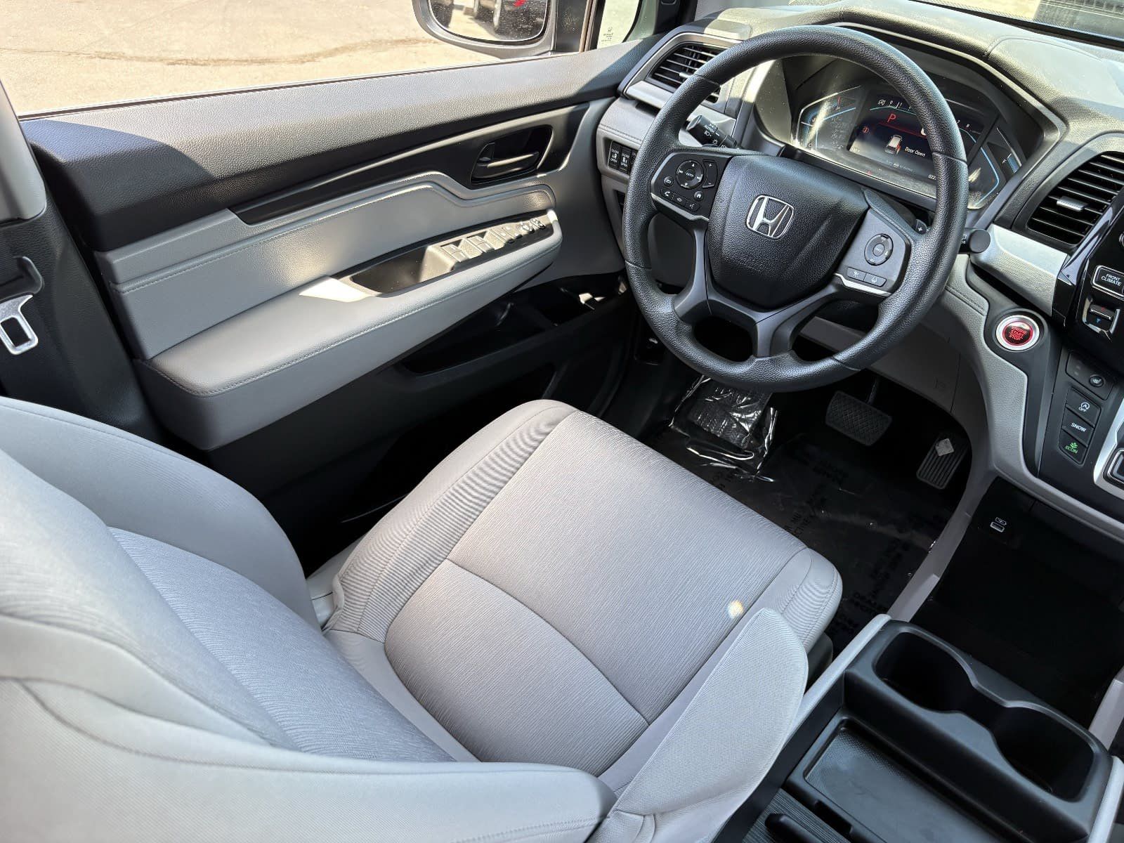 2024 Honda Odyssey EX - Photo 17