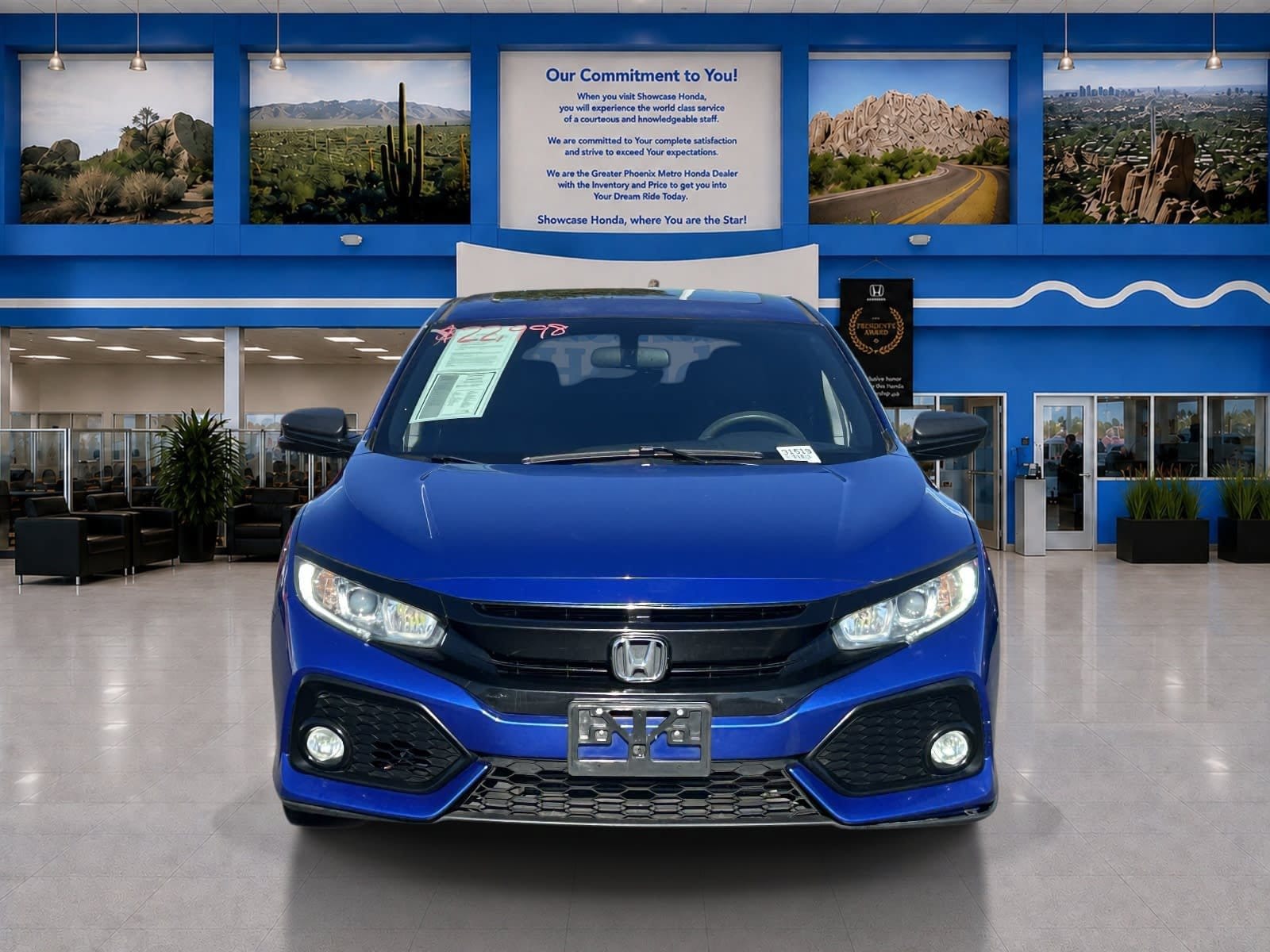 2017 Honda Civic Hatchback EX - Photo 5