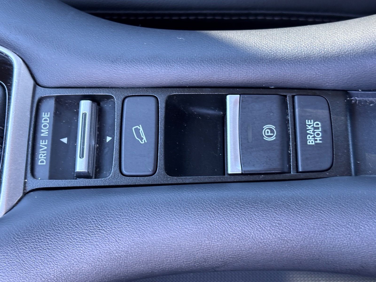 2025 Honda HR-V EX-L - Photo 32