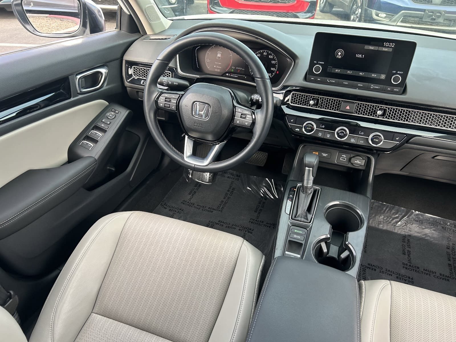 2024 Honda Civic Hatchback EX-L - Photo 17