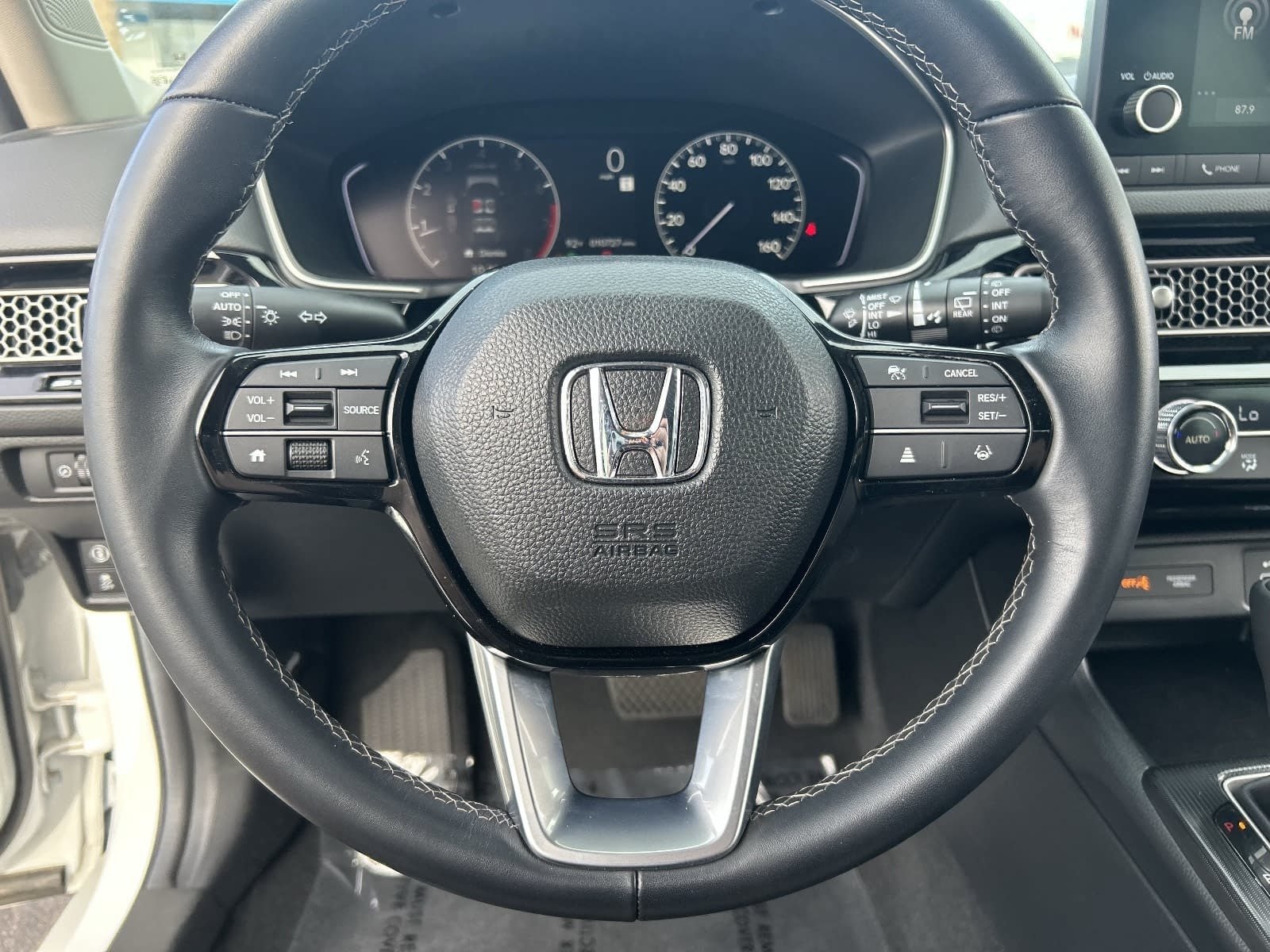 2024 Honda Civic Hatchback EX-L - Photo 26