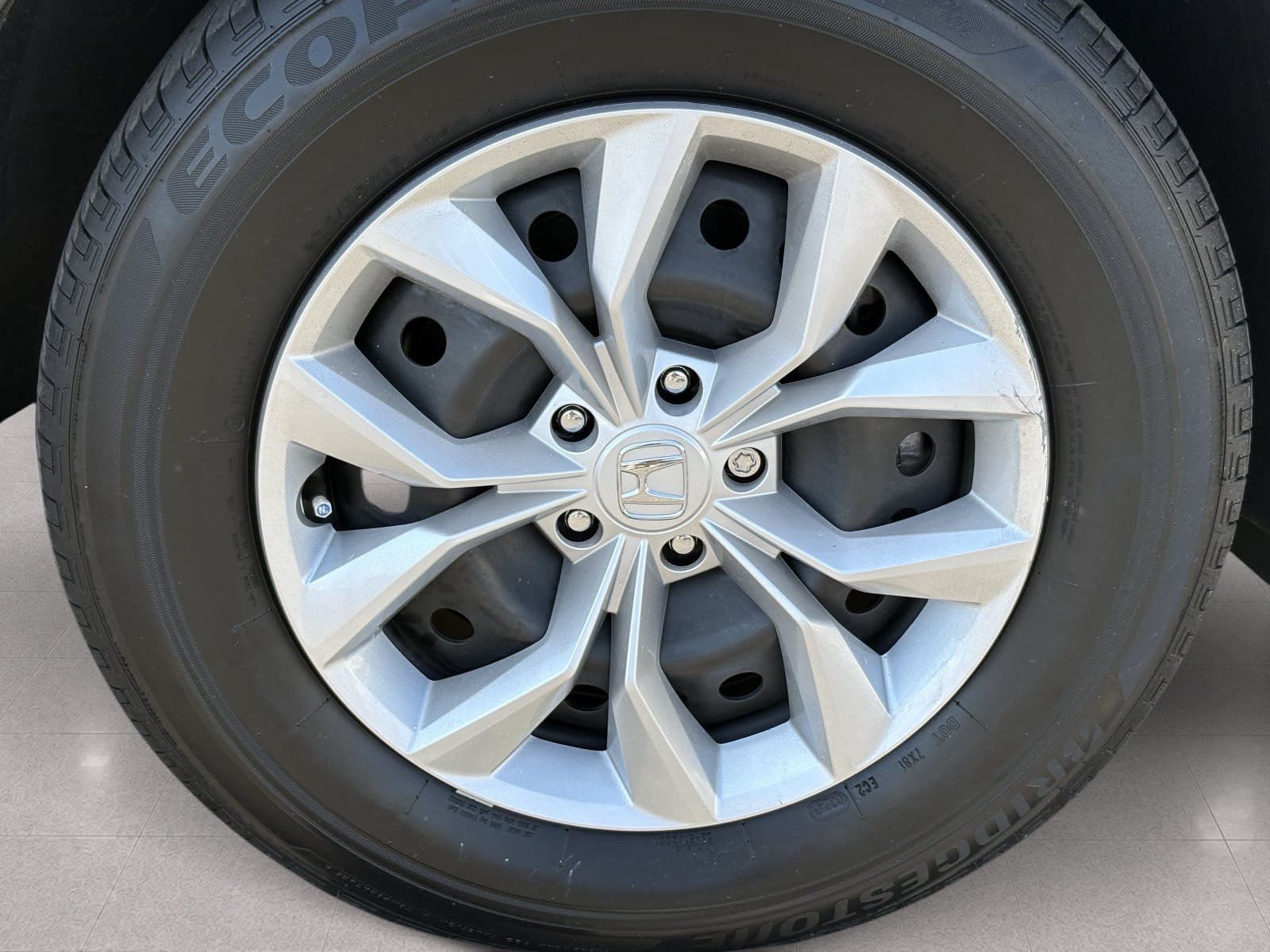 2024 Honda CR-V LX - Photo 10
