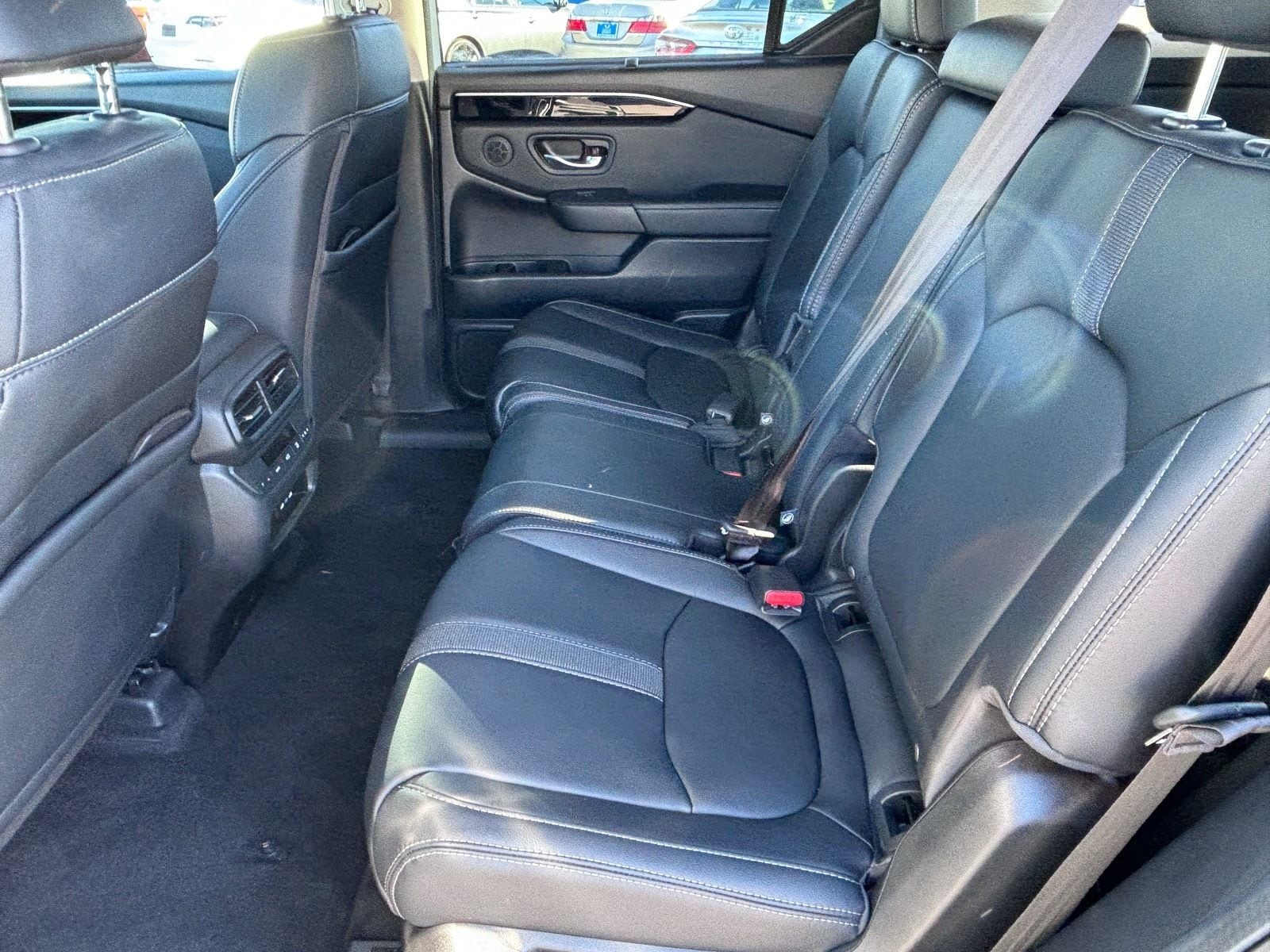 2025 Honda Pilot Touring - Photo 16