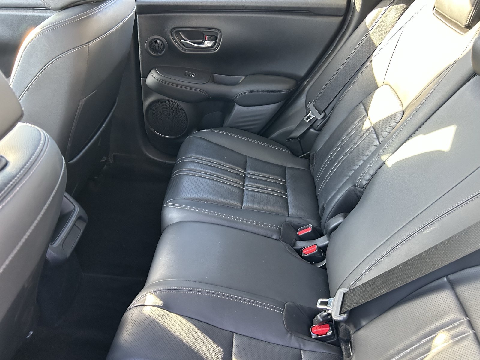 2023 Honda HR-V EX-L - Photo 12