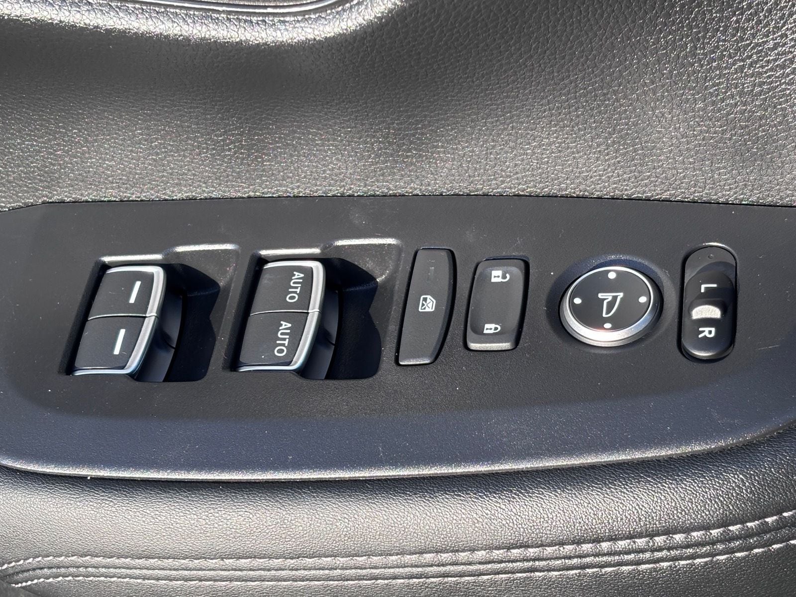 2024 Honda HR-V EX-L - Photo 21