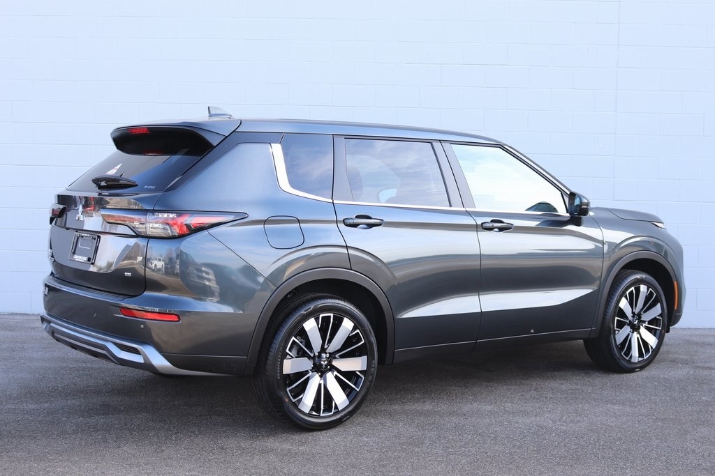2026 Mitsubishi Outlander SE - Photo 49