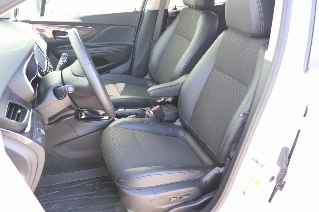 2021 Buick Encore Preferred photo 4