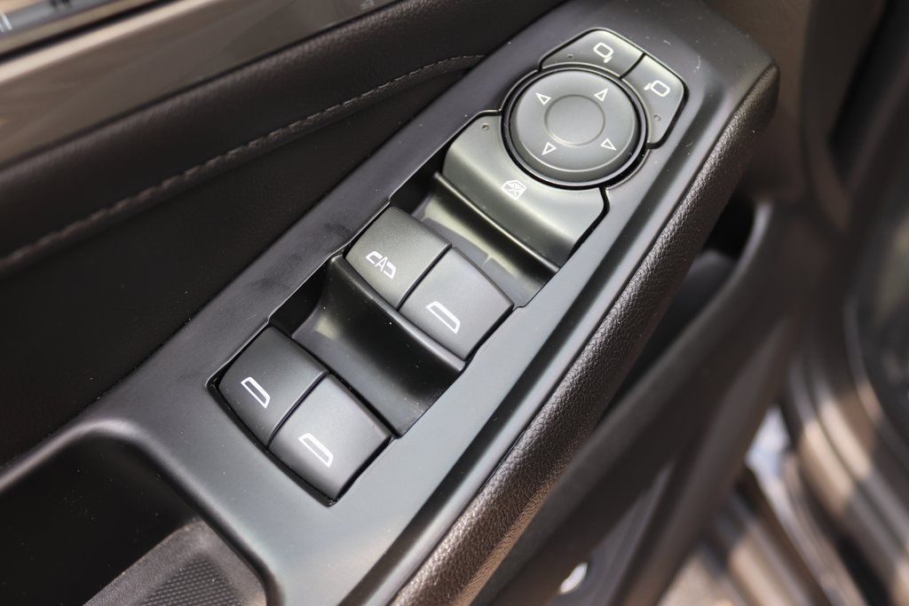 2023 Chevrolet Traverse 1LT - Photo 16