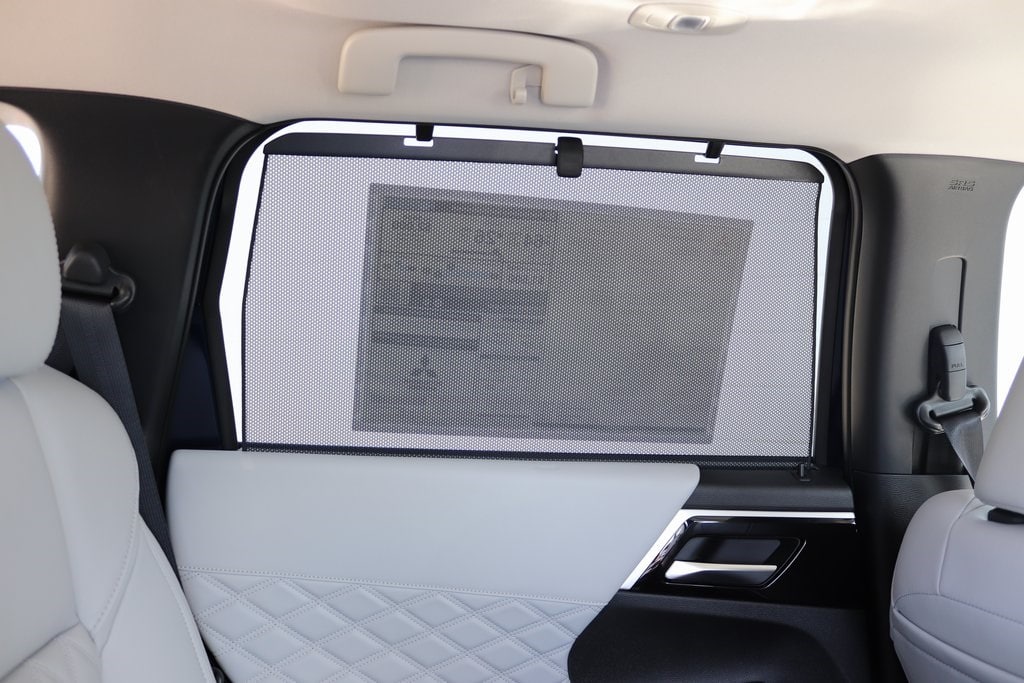2025 Mitsubishi Outlander Plug-in Hybrid SEL - Photo 9