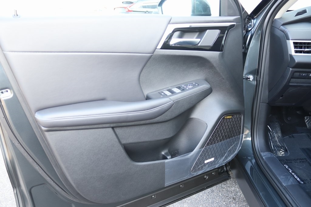 2026 Mitsubishi Outlander SE - Photo 20