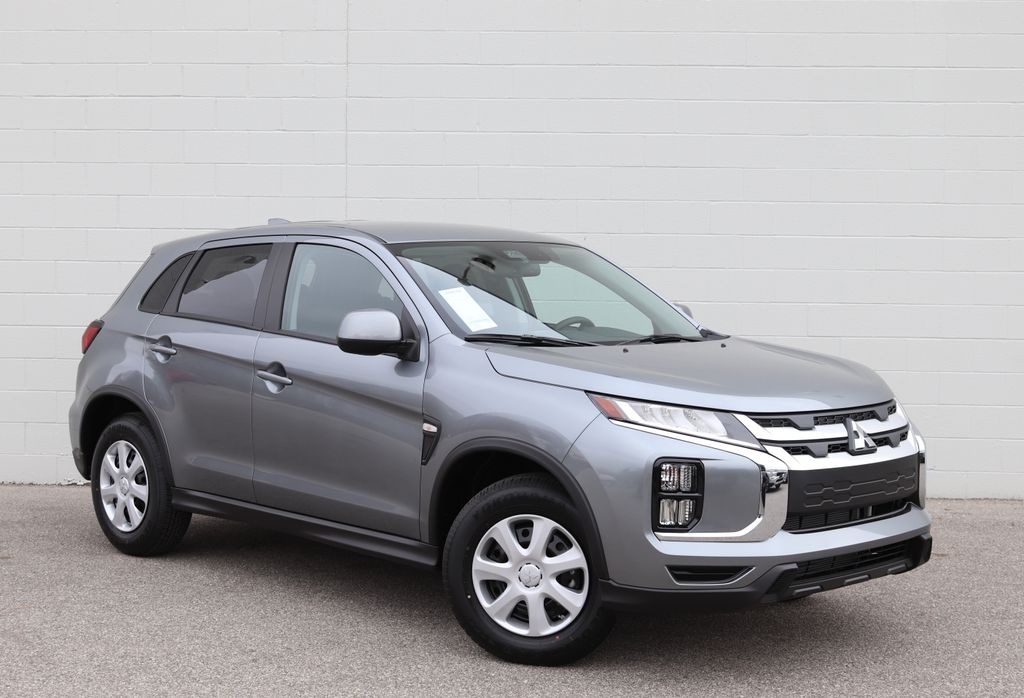 2026 Mitsubishi Outlander Sport 2.0 S AWC CVT's photo