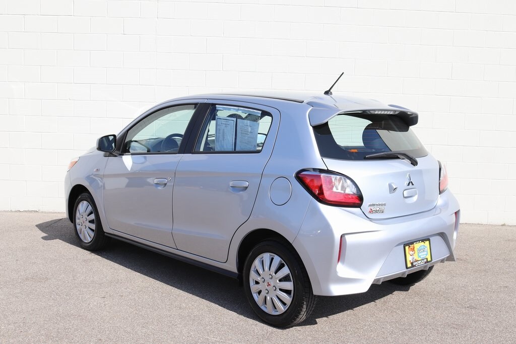 2023 Mitsubishi Mirage ES photo 3
