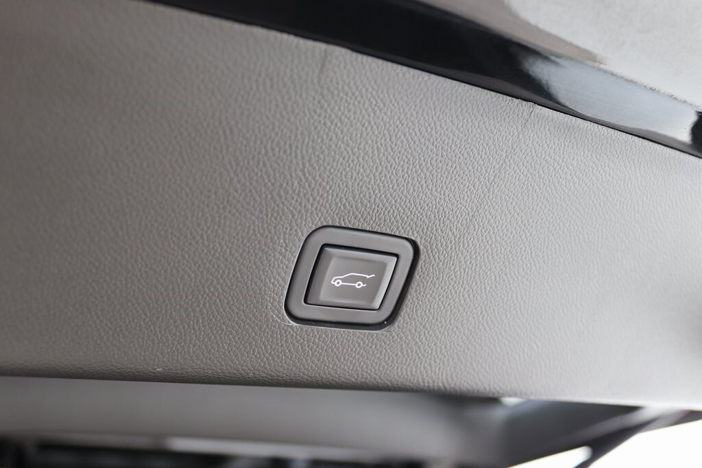 2023 Chevrolet Traverse 1LT - Photo 9