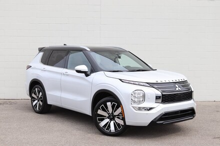 2025 Mitsubishi Outlander SEL Premium SUV