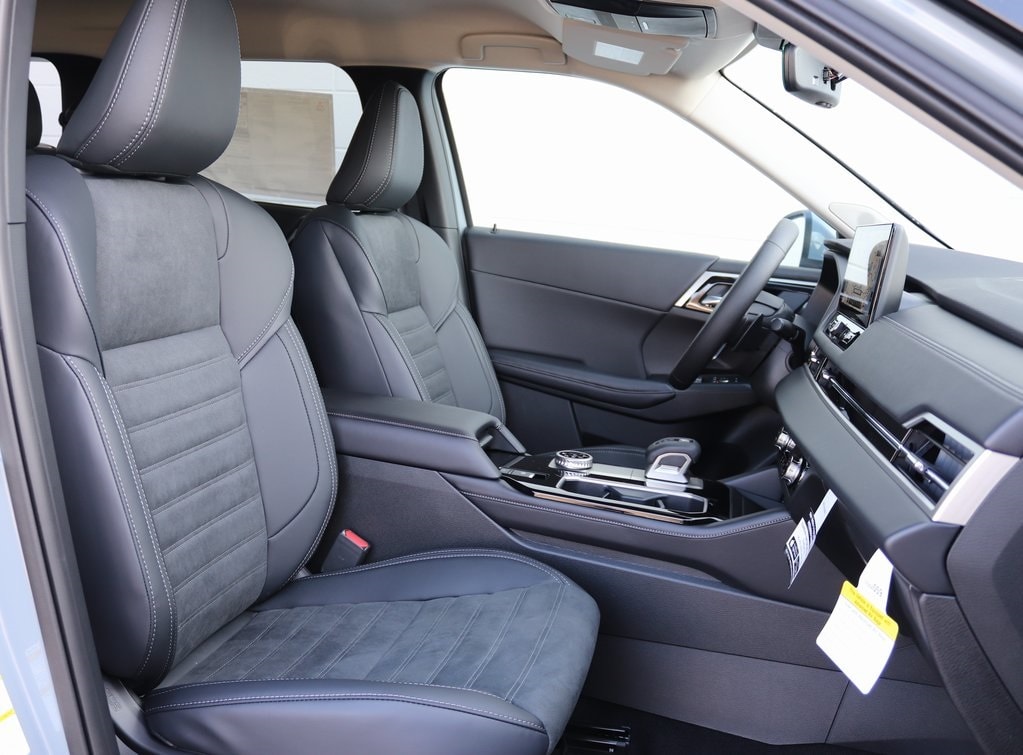 2026 Mitsubishi Outlander SE - Photo 41