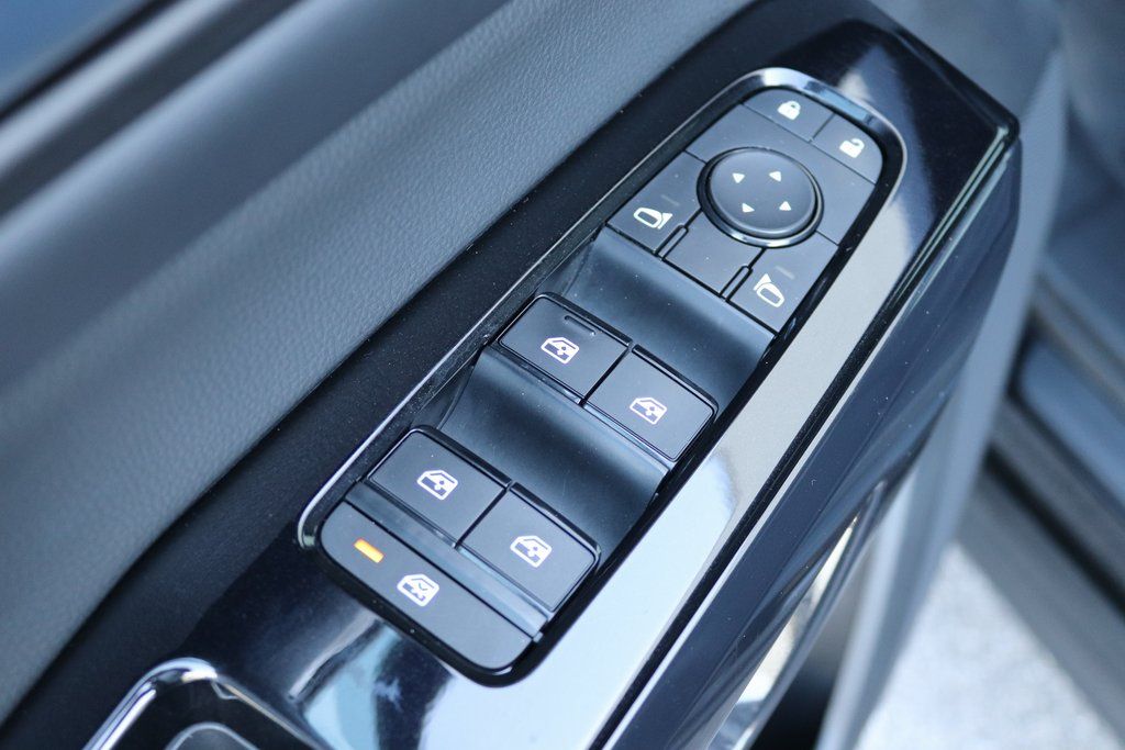 2022 Nissan Pathfinder S - Photo 16