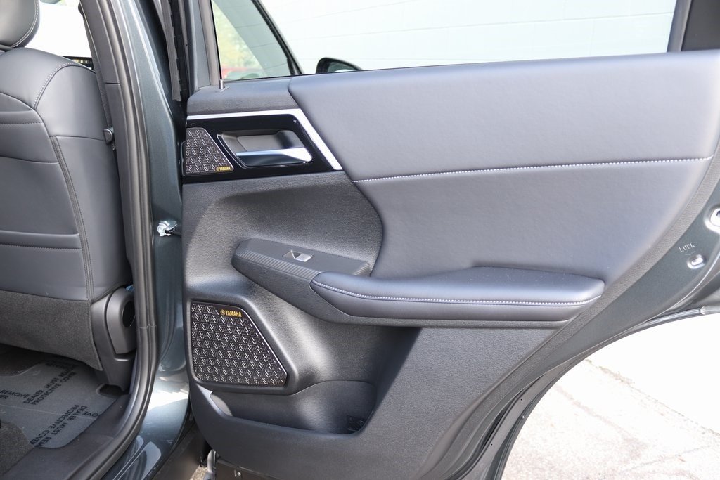 2026 Mitsubishi Outlander SE - Photo 28