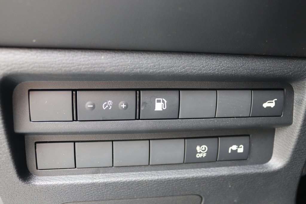 2025 Mitsubishi Outlander Plug-in Hybrid SE - Photo 6