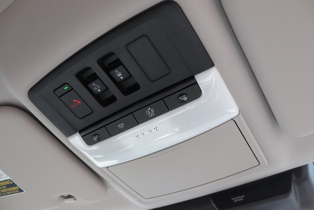 2025 Mitsubishi Outlander Plug-in Hybrid SEL - Photo 19