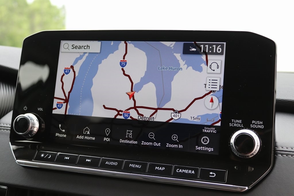 2025 Mitsubishi Outlander Plug-in Hybrid SE - Photo 12