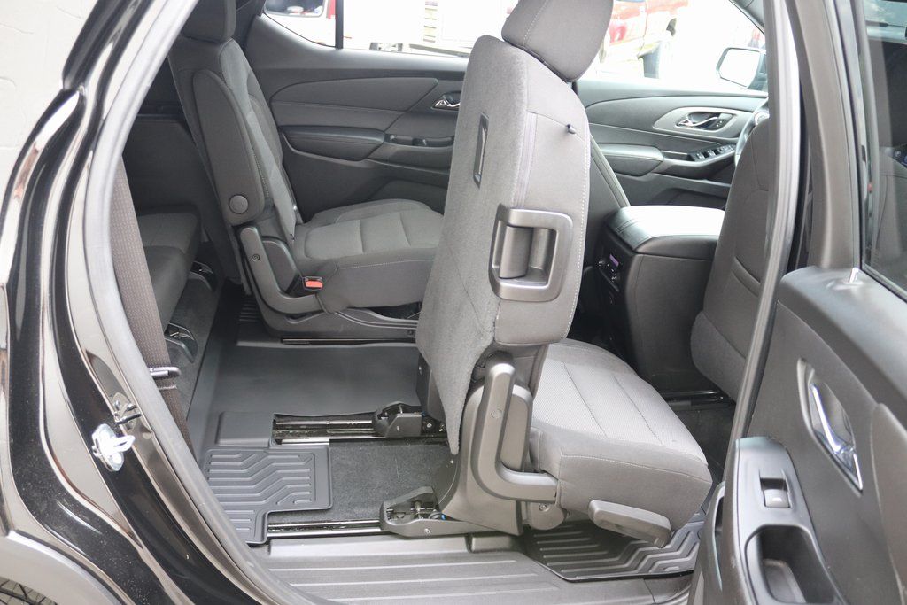 2023 Chevrolet Traverse 1LT - Photo 6