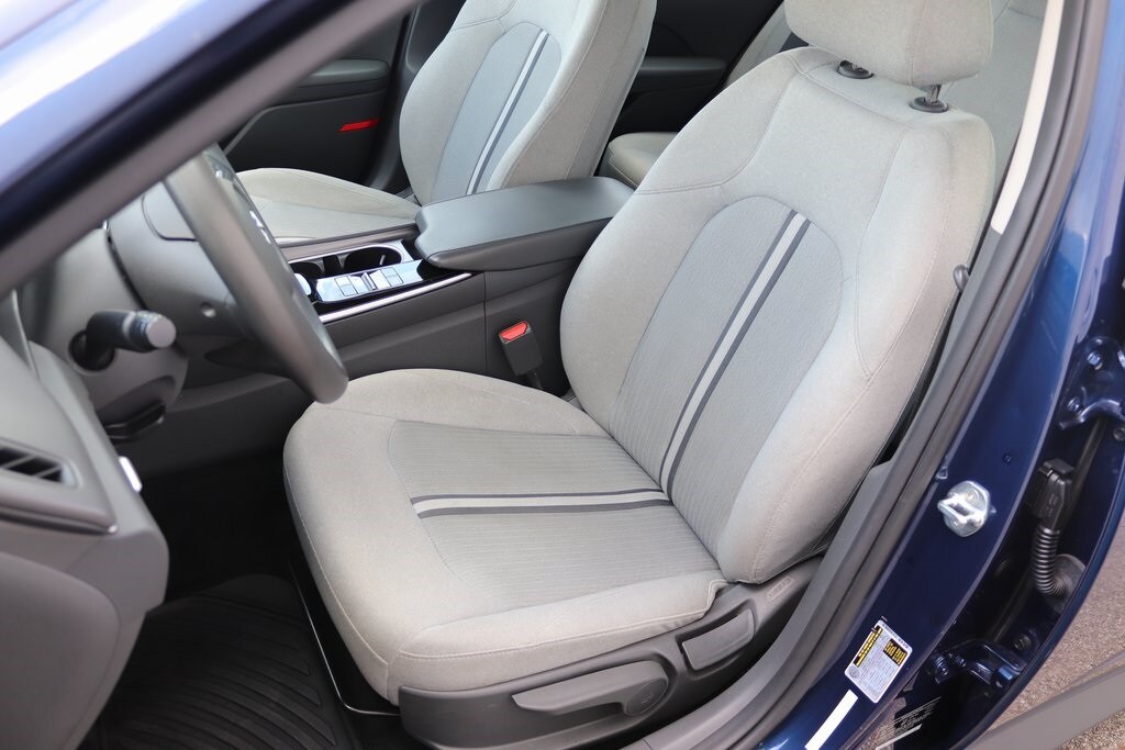 2021 Hyundai Sonata SE photo 3