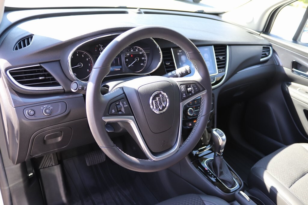 2021 Buick Encore Preferred photo 3