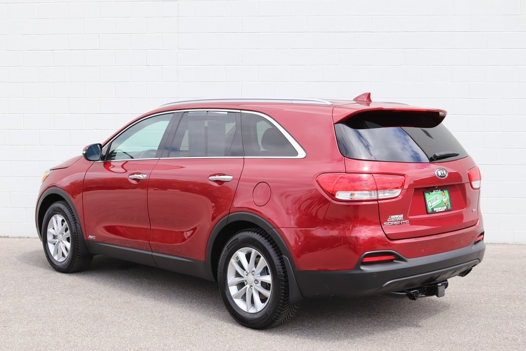 Used 2016 Kia Sorento LX with VIN 5XYPGDA37GG054894 for sale in Bay City, MI